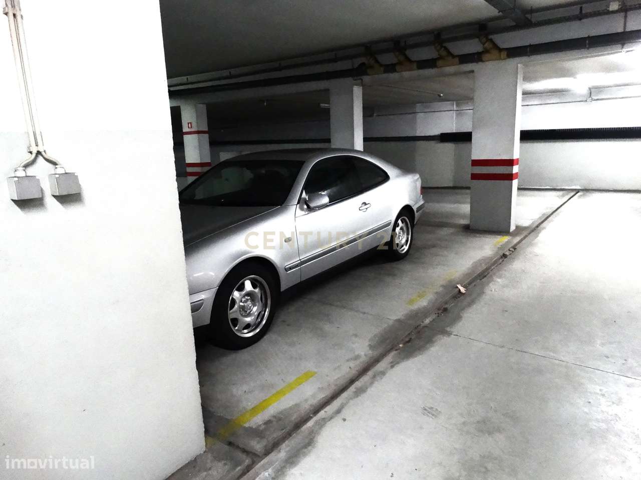 Lugar de garagem Interior 20 m2 Lordelo do Ouro -Porto - Grande imagem: 2/9