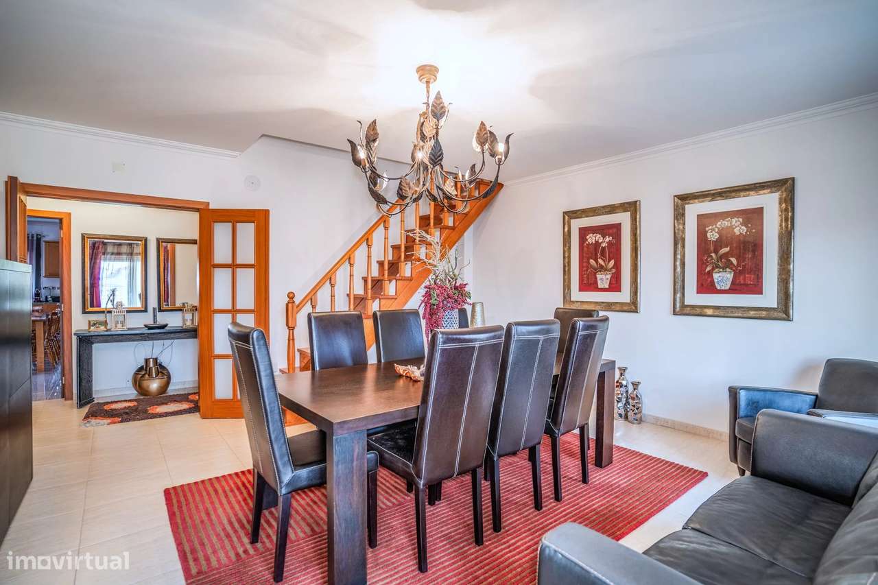 Enorme Apartamento Penthouse T4, com grande sotão e terraço - Grande imagem: 5/44