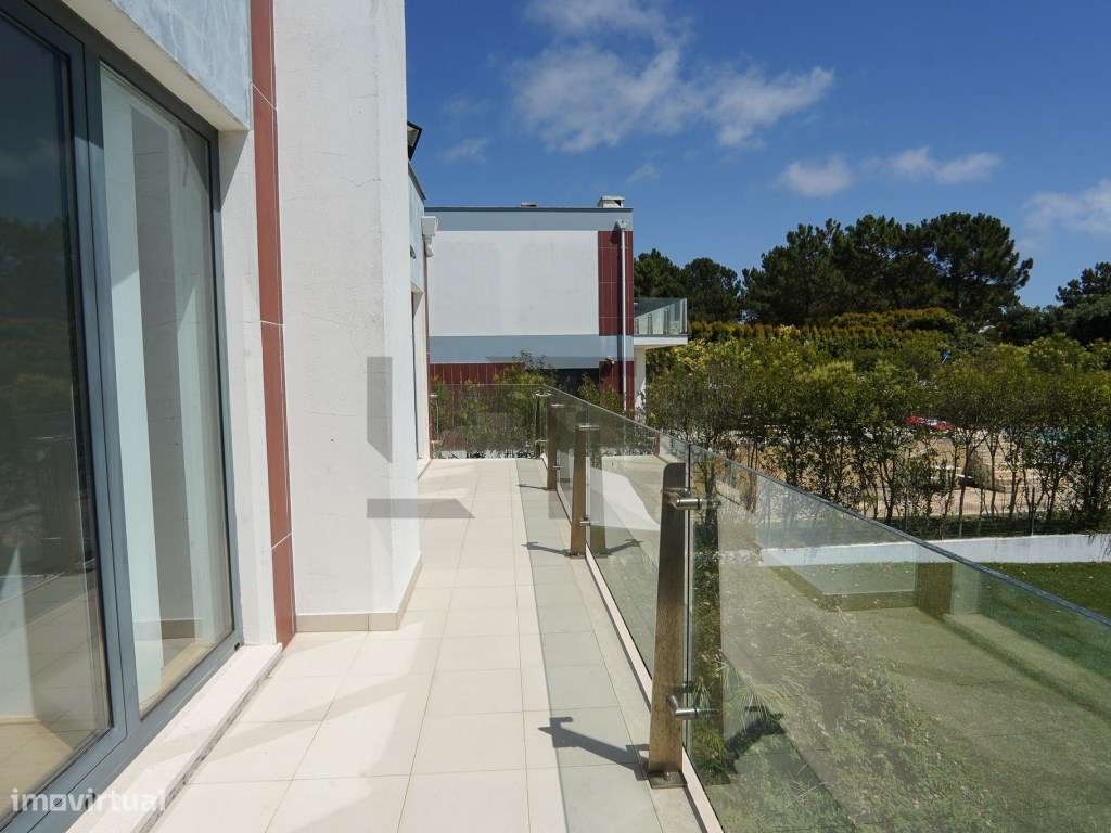 Moradia V4 com Piscina para Venda em Soltroia, Troia-29
