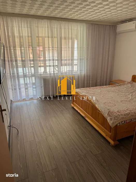 Casa platou Prundu Craiovei - Imagine principală: 4/8