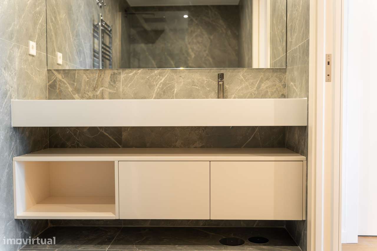 T2 Novo | 86 m² ABP | Varanda de 44 m² | Piscina Privativa Aquecida-12