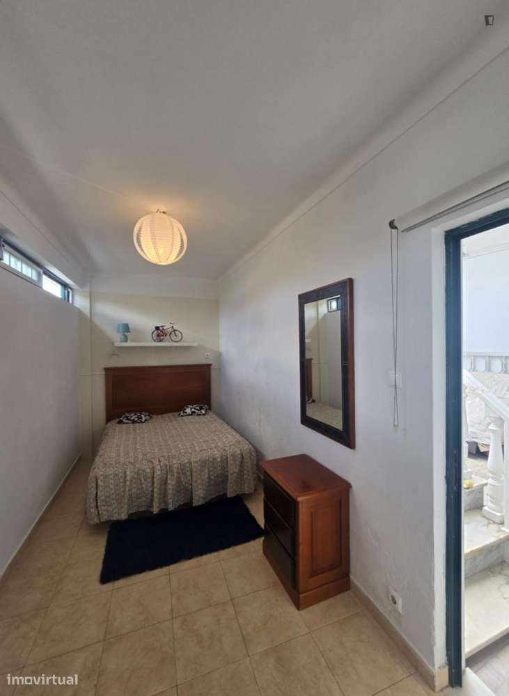 Estúdio - localizado em Conchada Coimbra - Grande imagem: 5/10