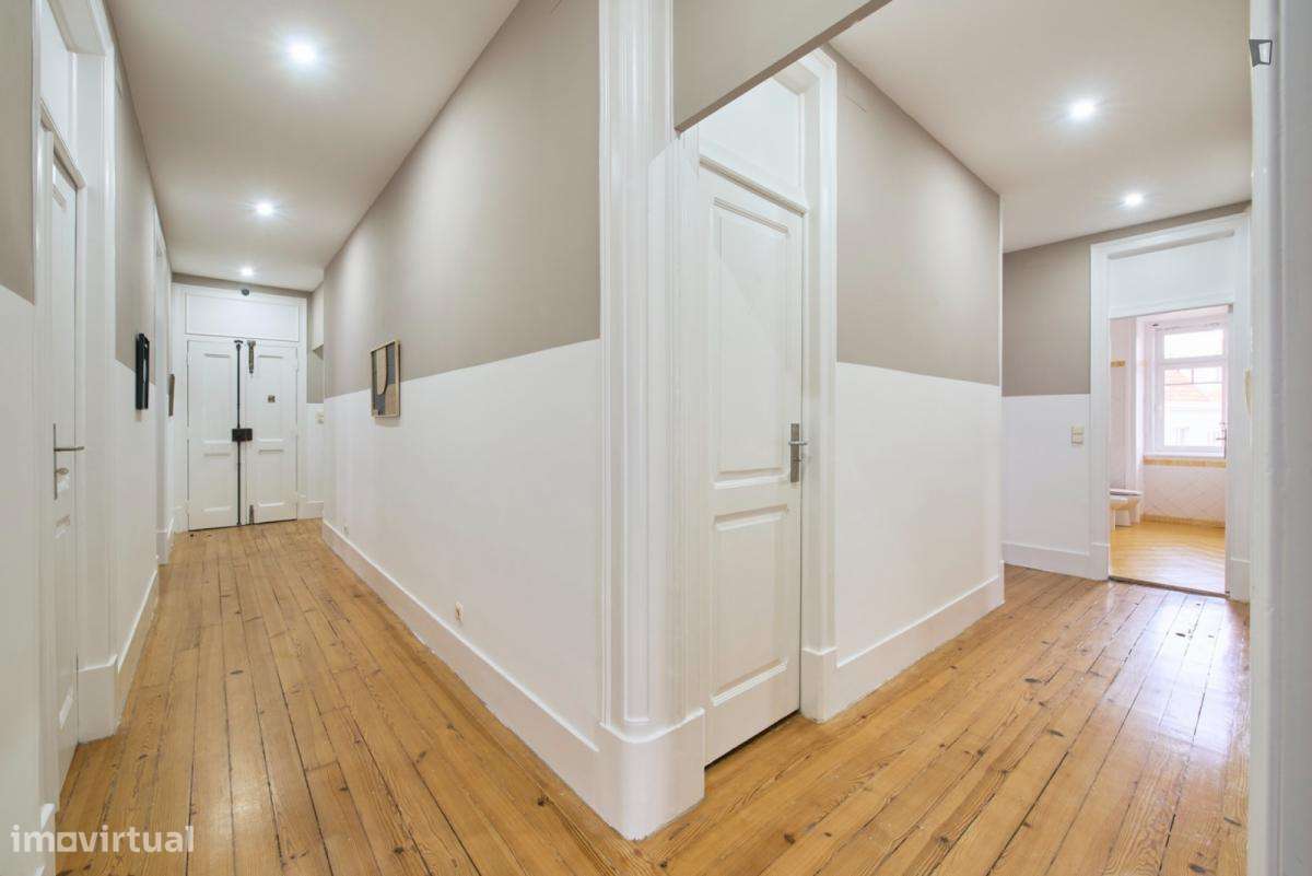 Quarto - localizado em Marquês de Pombal Lisbon - Grande imagem: 4/10