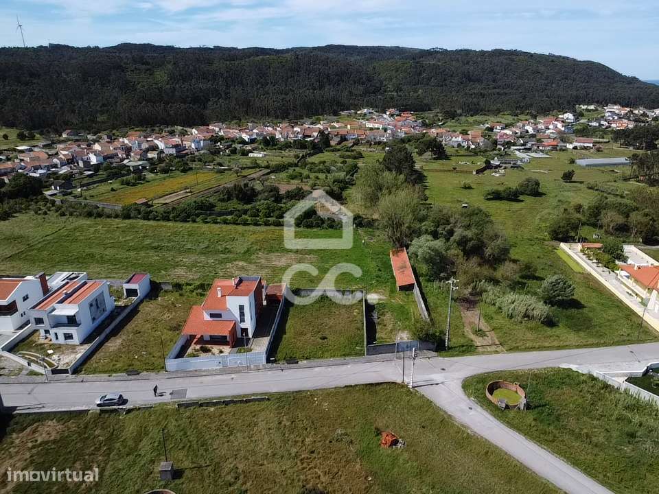 Terreno Urbano próximo da praia de Quaios - Grande imagem: 5/12