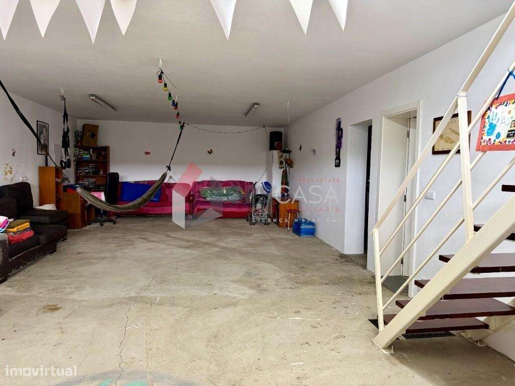 Moradia T3 de arquitetura moderna com excelentes áreas!-57