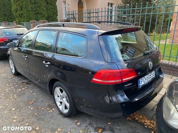 Volkswagen Passat 1.6 TDI Business Line - 4