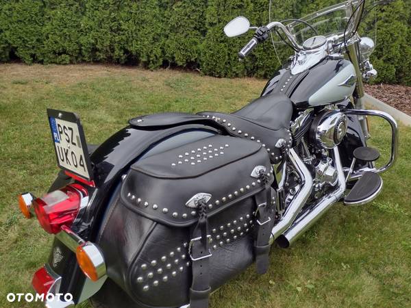 Harley-Davidson Softail Heritage Classic - 26