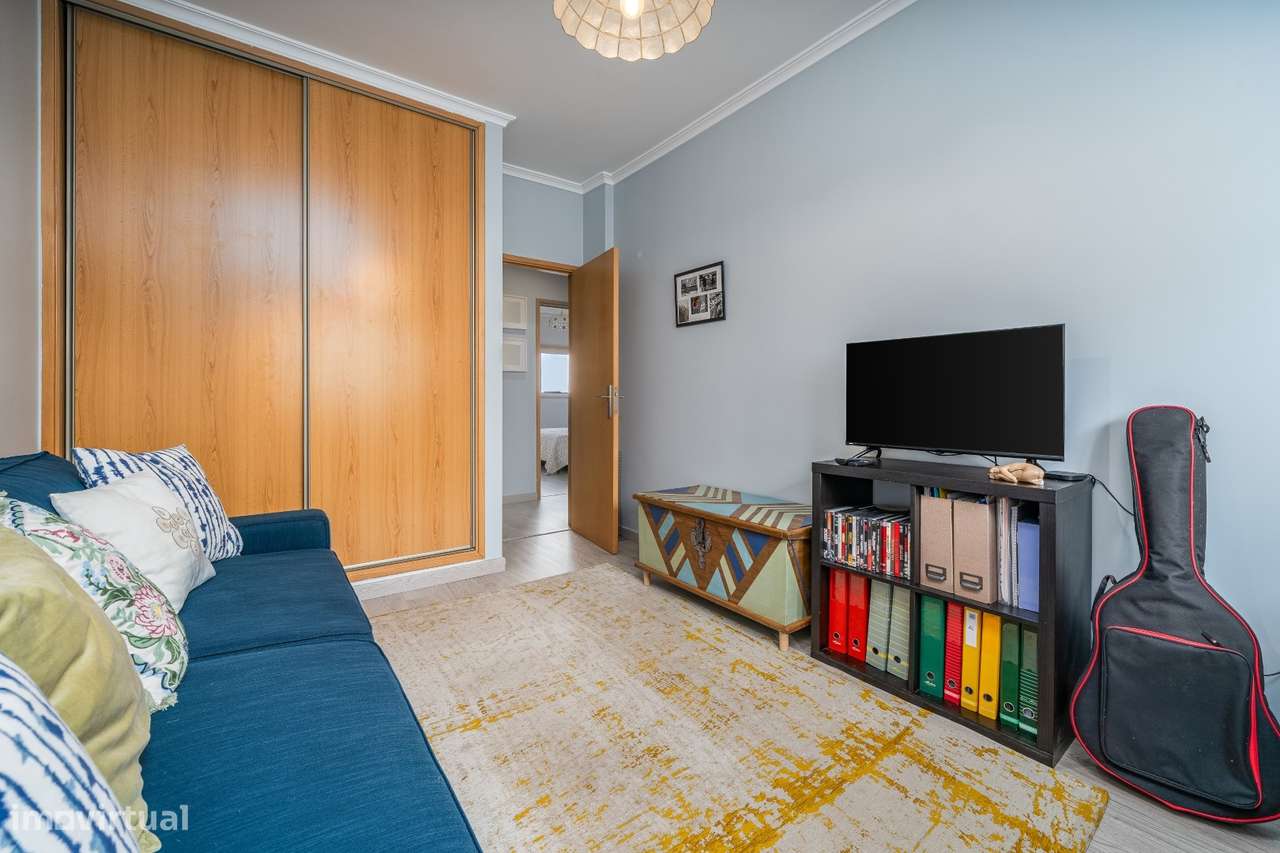 Apartamento T3 com garagem-19