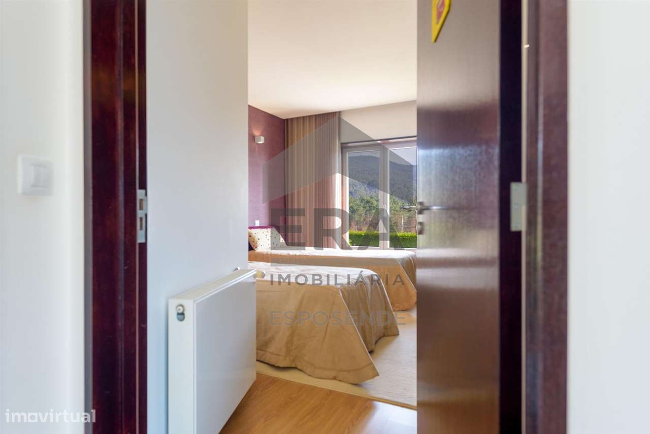 Moradia Isolada T3, Vila Cova-13