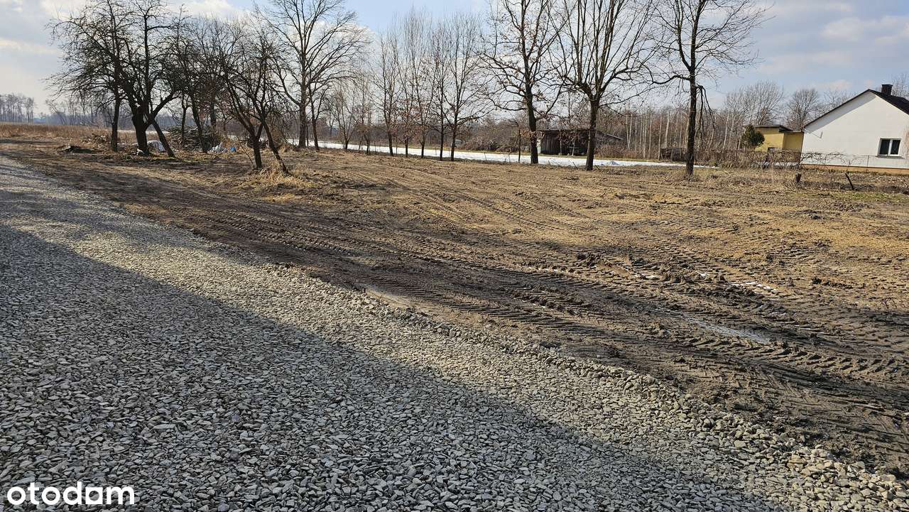 Działka budowlana 1000m2 - Adamierz