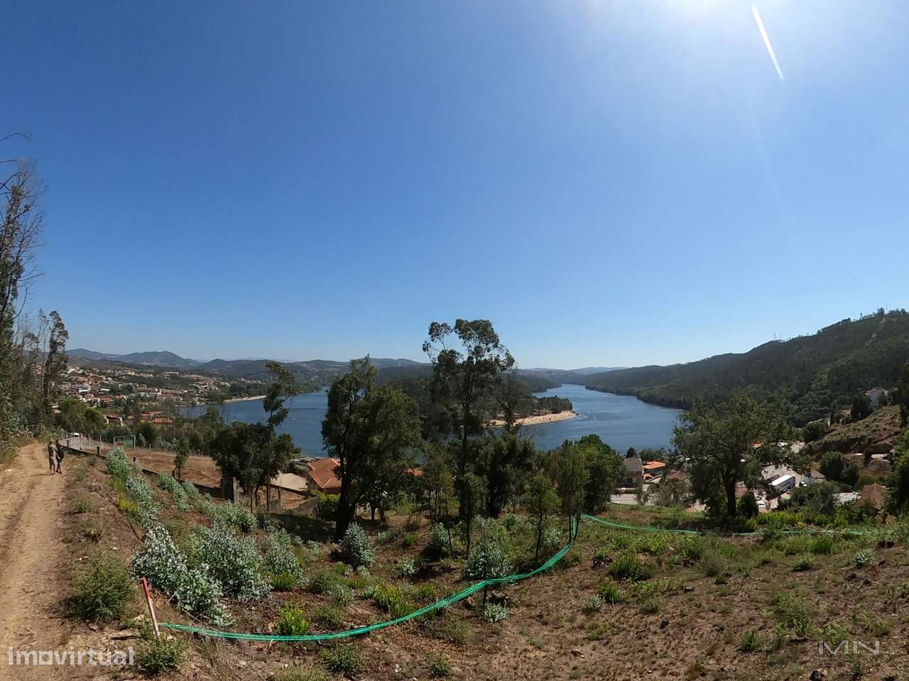 Terreno Exclusivo de 1.600 m² com Vista Panorâmica para o Rio Douro |-11