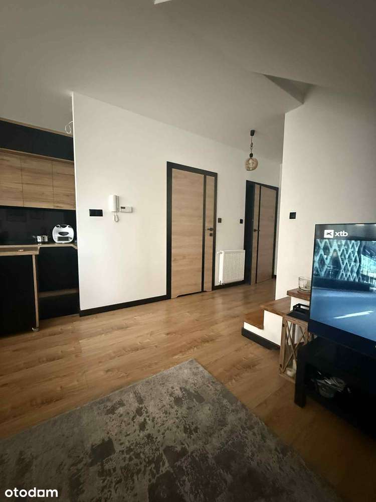 Segment skrajny wykończony do zamieszkania z ogródkiem. - Pełny obrazek: 4/16