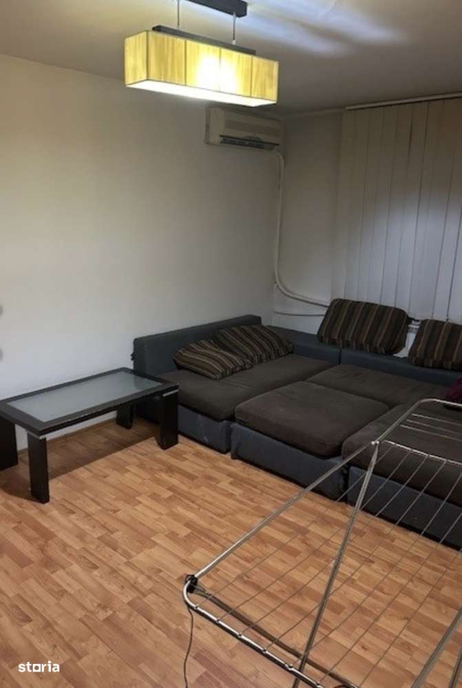Apartament 3 camere de vânzare Gorjului-1