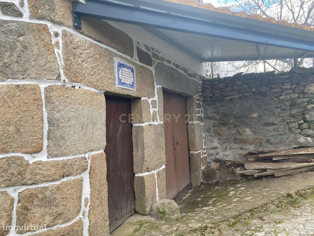 Moradia T4 em aldeia típica  de Chaves - Grande imagem: 2/25