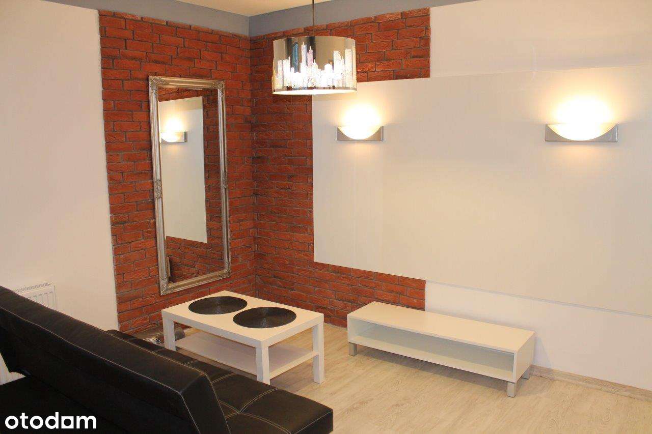 Stylowy apartament z balkonem - ciche centrum, wysoki standard