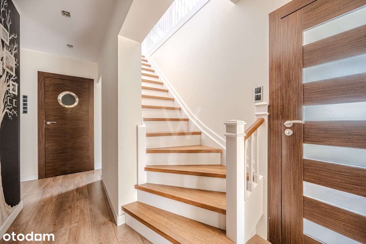 Komfortowy dom parterowy z pięknym ogrodem-11