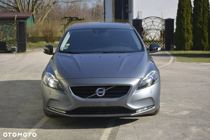 Volvo V40 D2 Momentum - 8