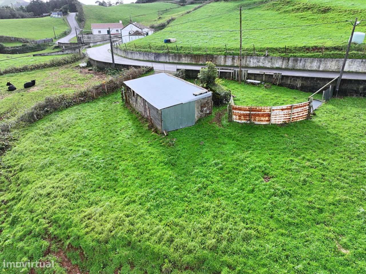 Propriedade em Ruína com Terreno - Glória, Santo Espírito - Grande imagem: 3/7