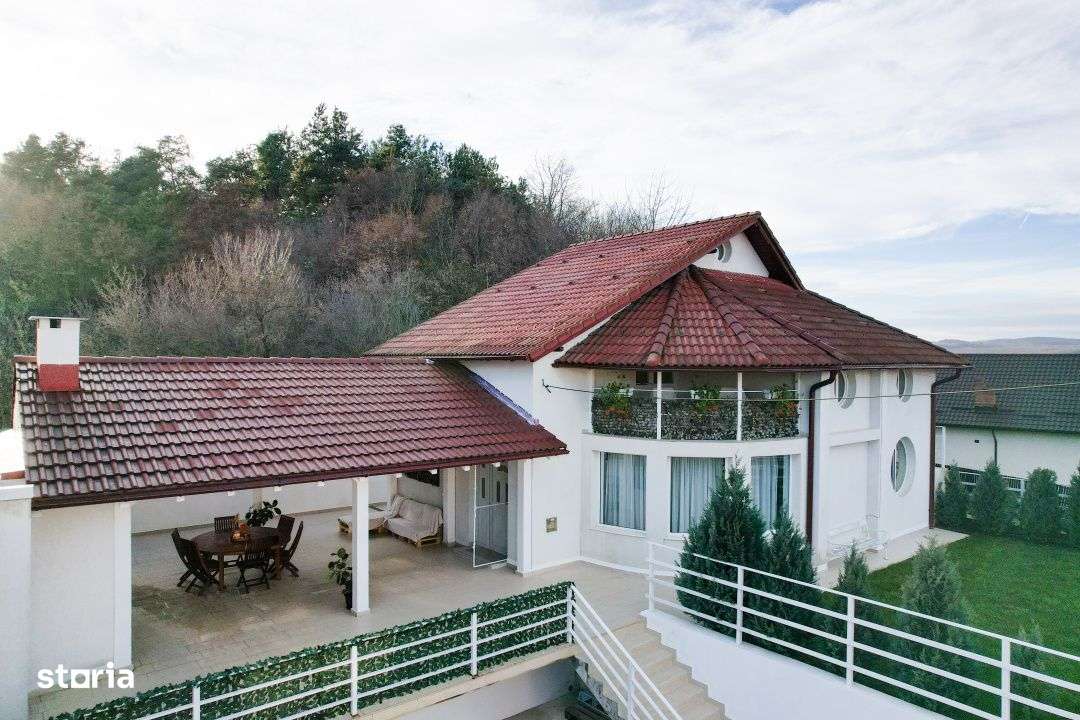 Casa moderna in Balotesti – lumina, stil si confort complet-0