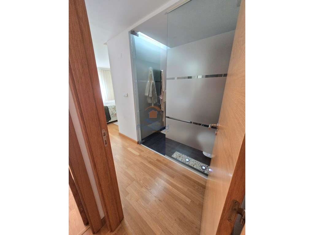 Apartamento T2 PREMIUM com Terraço, BOX e Arrecadação | Urbanização...-28