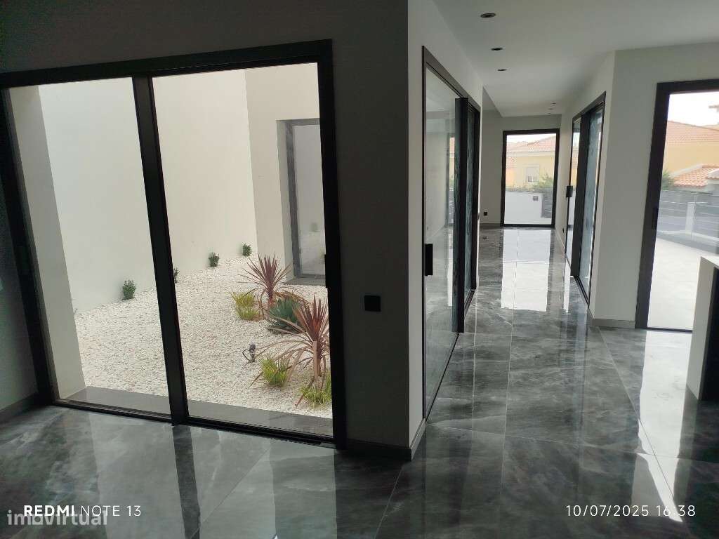 Moradia para venda em Alvide - Cascais-13