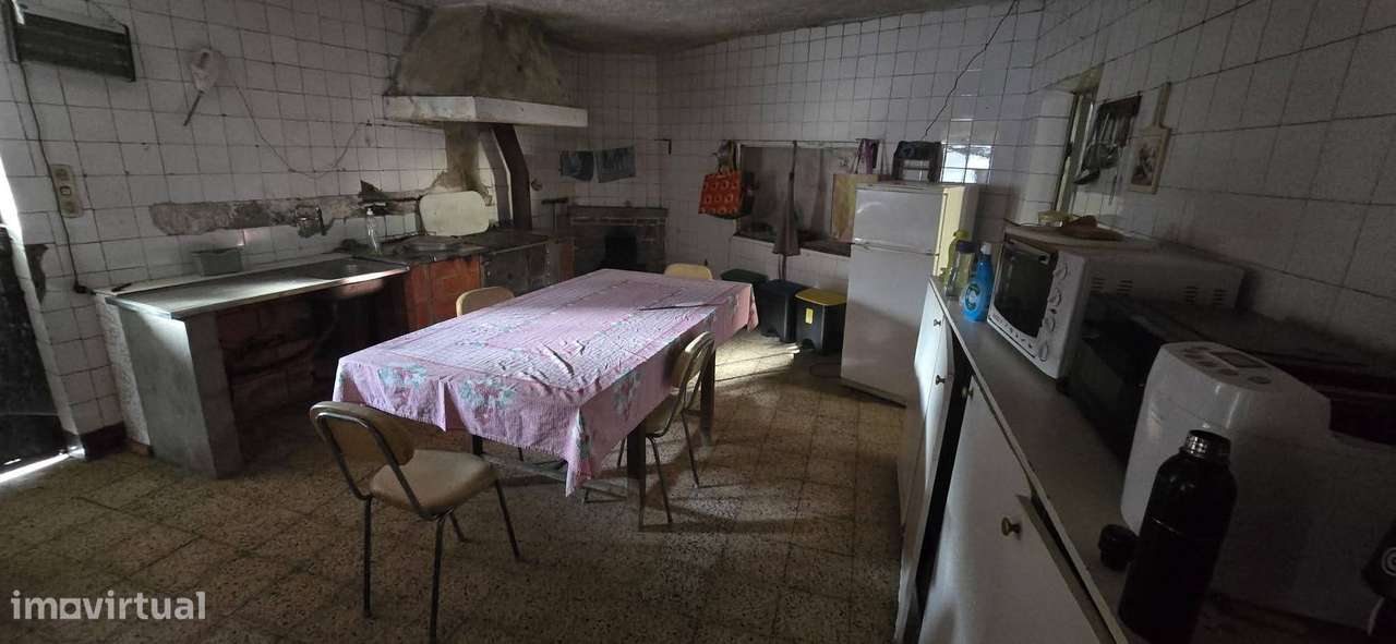 Moradia em granito - possibilidade de comércio - Grande imagem: 5/5