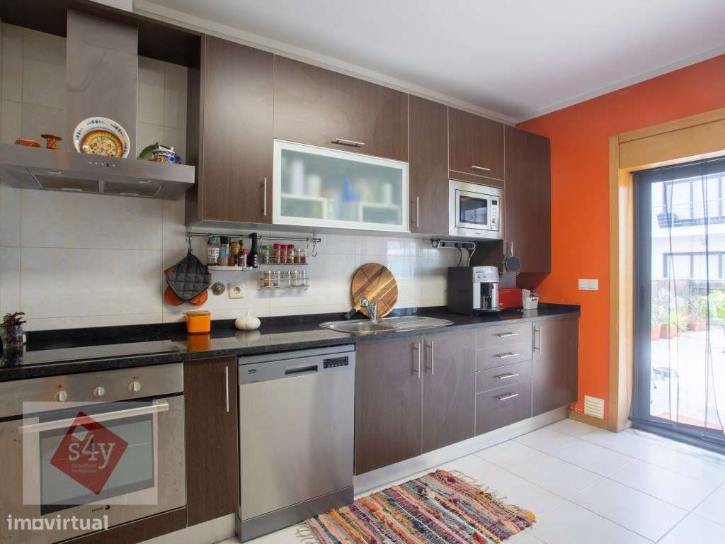 Apartamento T3 com Garagem e Terraço em Vila Serena - Pinhal Novo-29