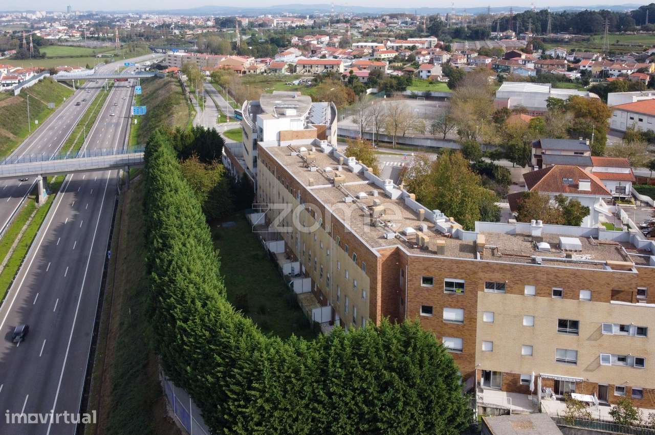 Apartamento T1 com terraço e logradouro em Guifões, Matosinhos - Grande imagem: 2/15