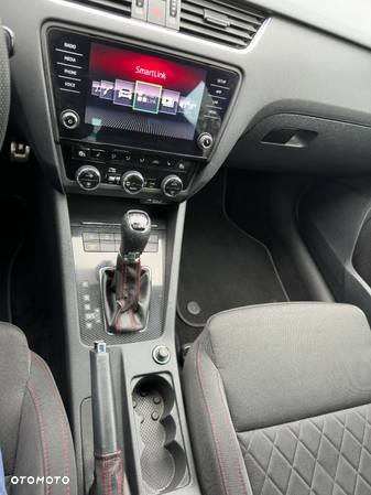 Skoda Octavia 2.0 TSI RS 230 DSG - 18