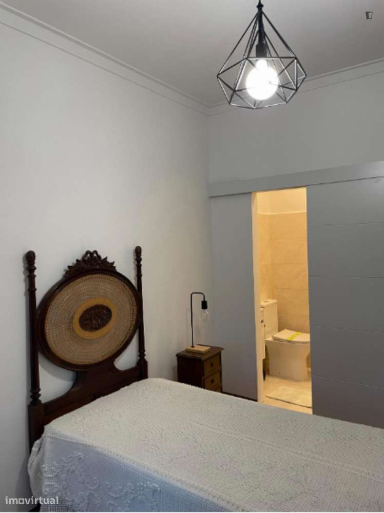 Quarto - localizado em Alvalade Lisbon - Grande imagem: 4/8