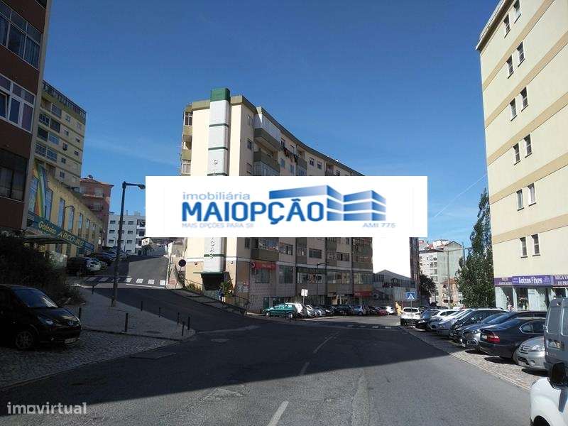 Loja com 99m2 - Grande imagem: 2/2