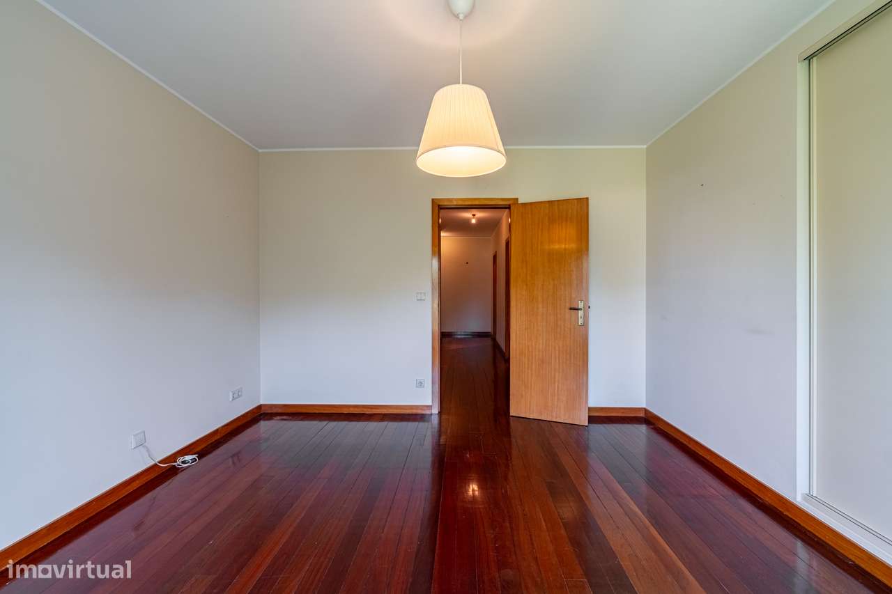Magnifica Moradia T4 - Aldeamento privado com duas piscinas na Maia-23