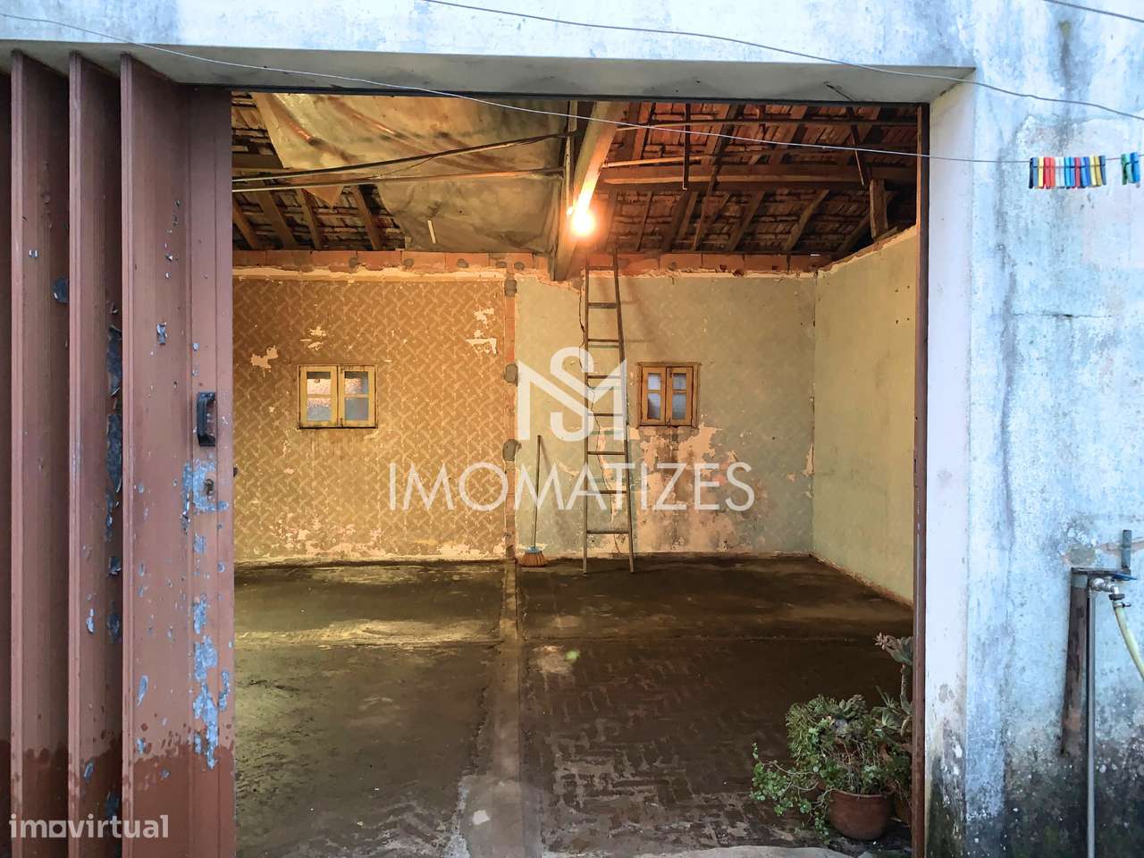 Moradia Bifamiliar T3 + T1 em São Romão do Coronado-26