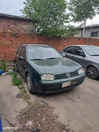 Usi,fata,haion, faruri carlig,VW golf 4 an 2002 - 1