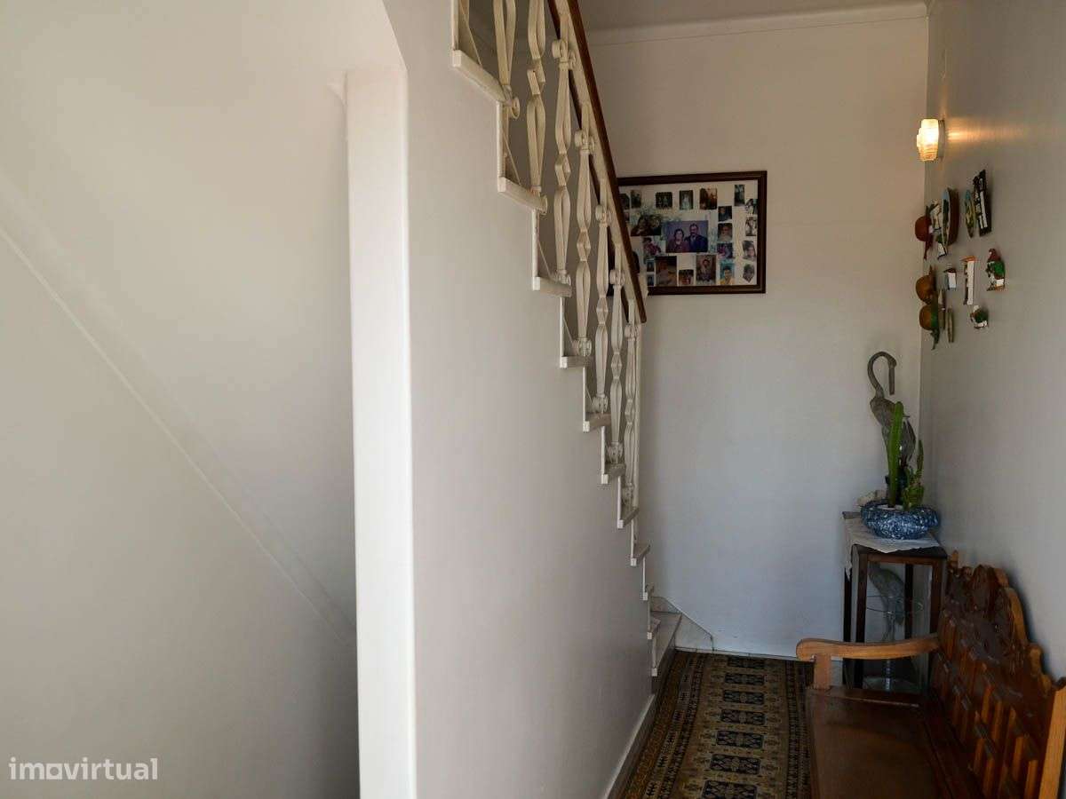 Moradia T2, com Restaurante - Grande imagem: 2/30