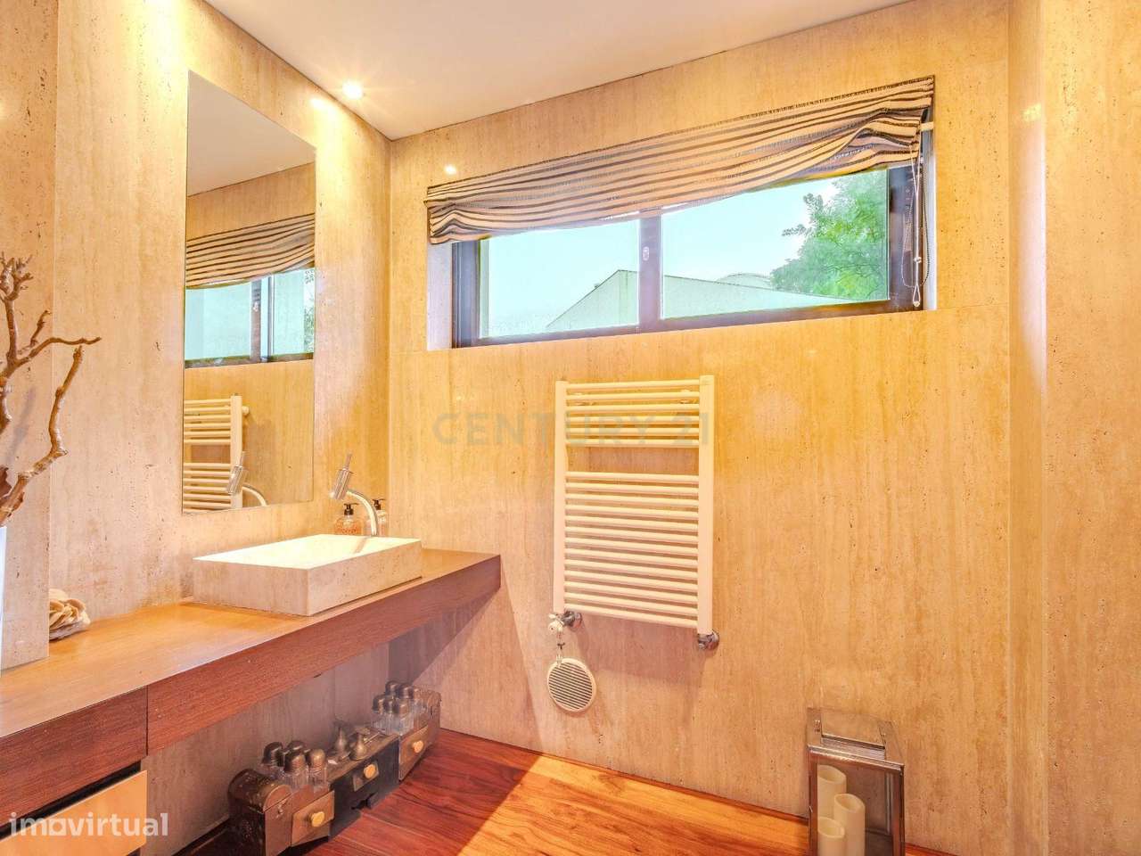 Moradia de Prestígio T3+1 com Piscina na cobertura, cinema e jardim | - Grande imagem: 4/31