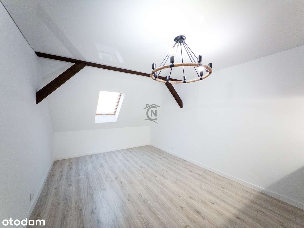 Wyjątkowe 3-pokokojowe - po generalnym remoncie-8