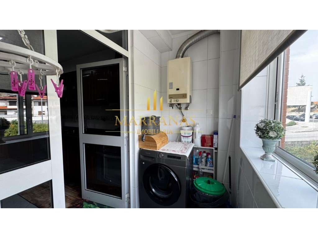 Apartamento T2 em Lordelo Excelente Localização-21