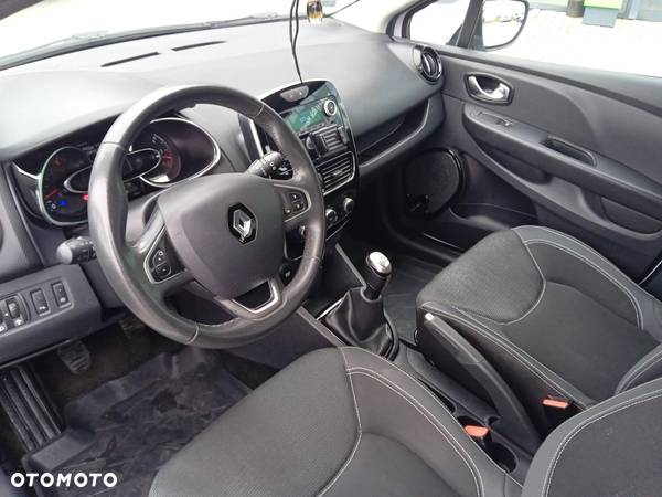 Renault Clio 1.5 dCi Alize - 12