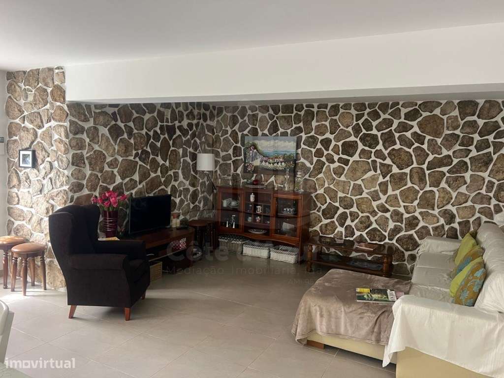 Moradia com 7 Assoalhadas , garagem e com terreno de 1.000 m2 zona ...-29