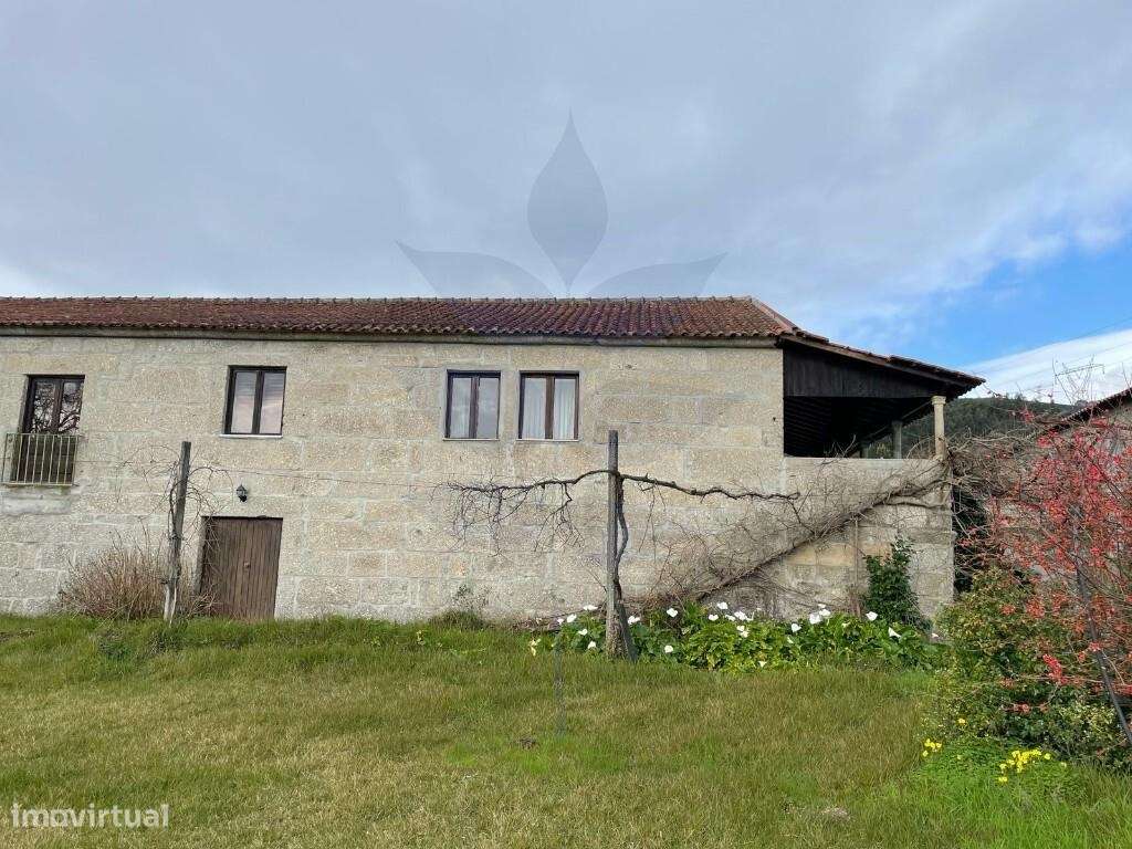 Quinta/Herdade histórica de 1690 em  Valdreu, Vila Verde - Grande imagem: 5/13