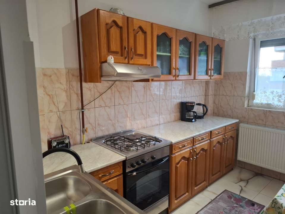 Apartament renovat recent 3 camere etaj 2 in Nadlac-12