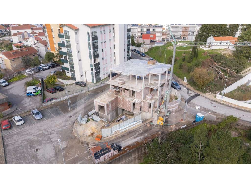 Apartamento T2| NOVO | Pedrulha | com Jardim privado-16