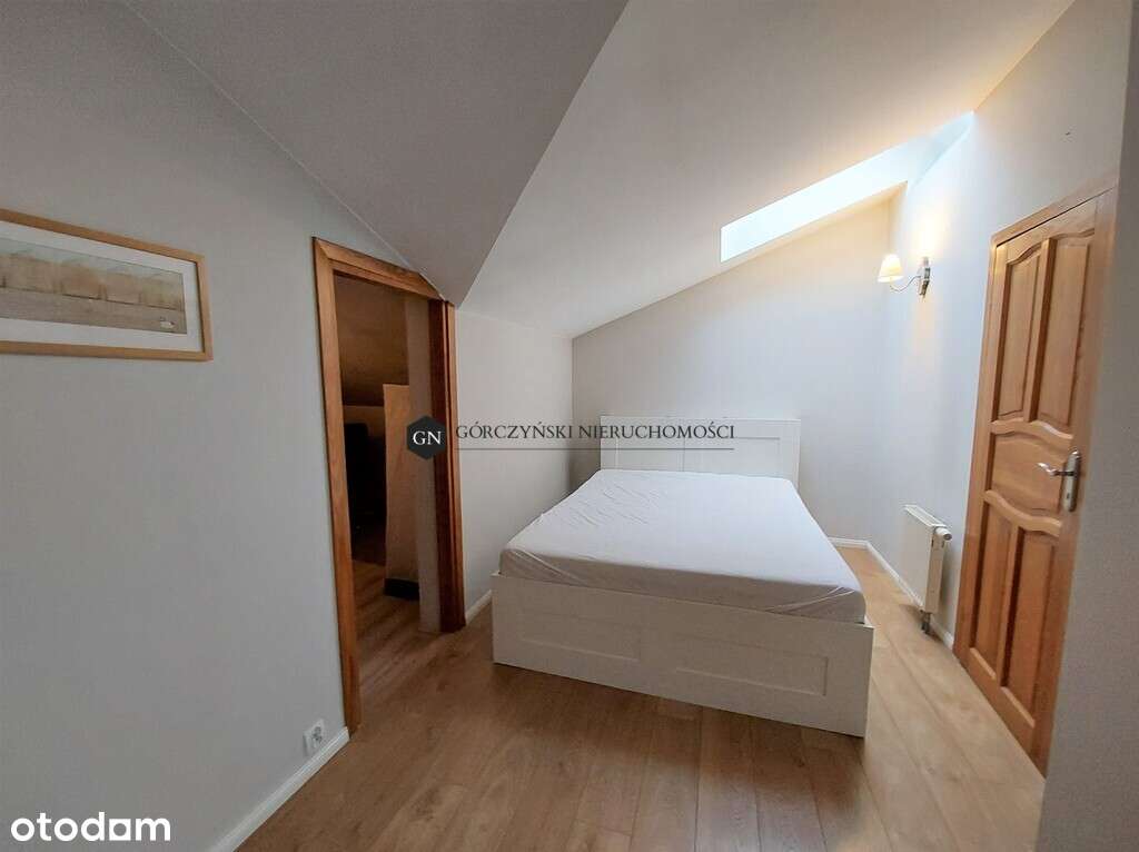 Krzyki, Partynicka/Duże dwupoziomowe z antresolą-14