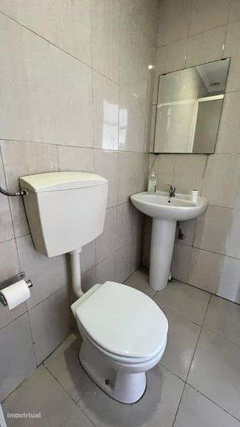 T1 em Frielas só 820€ - Grande imagem: 4/4