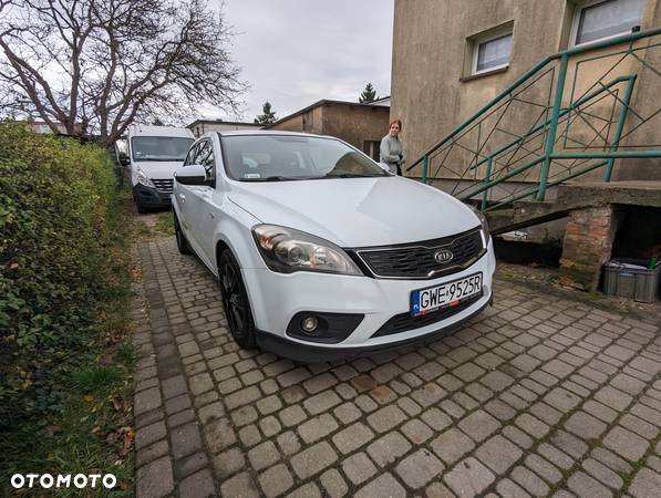 Kia Pro_cee'd 1.6 Crdi Comfort + - 3