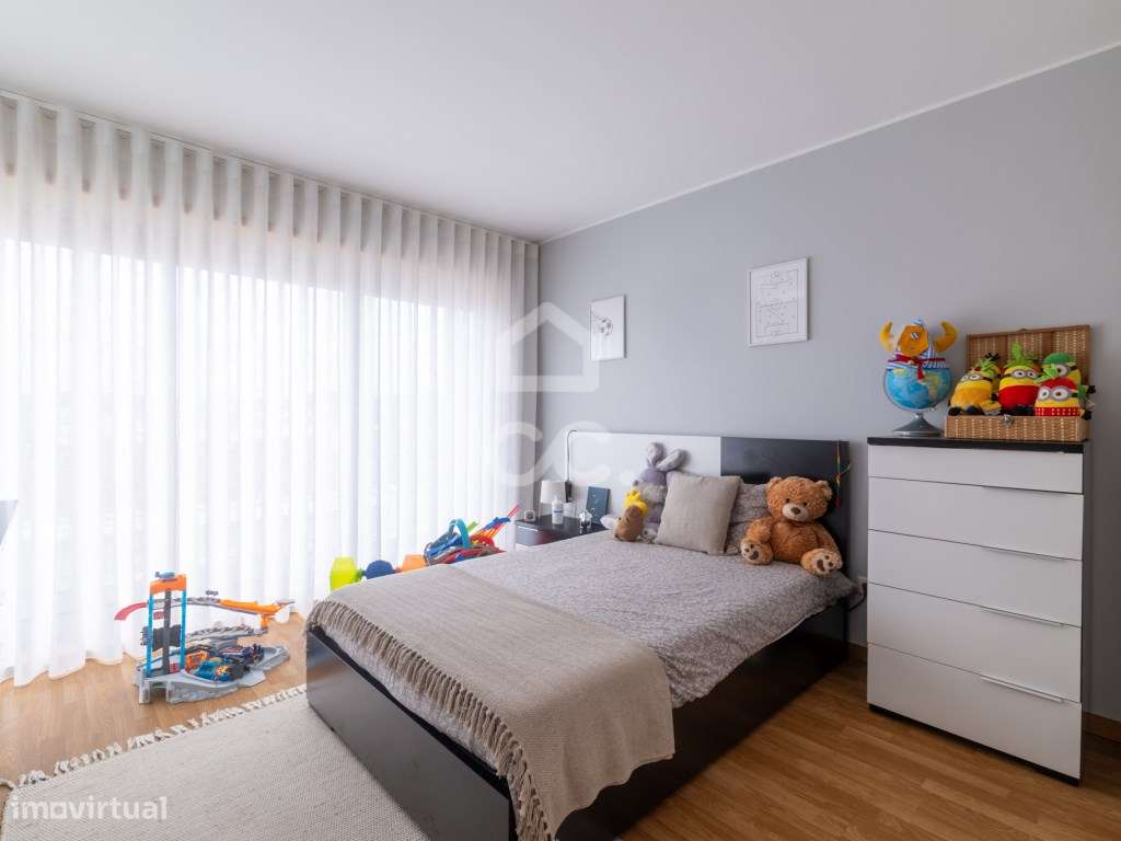 Moradia de Gaveto T3 em Ribeirão-9