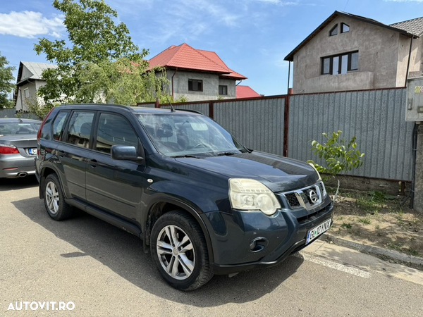 Nissan X-Trail - 10