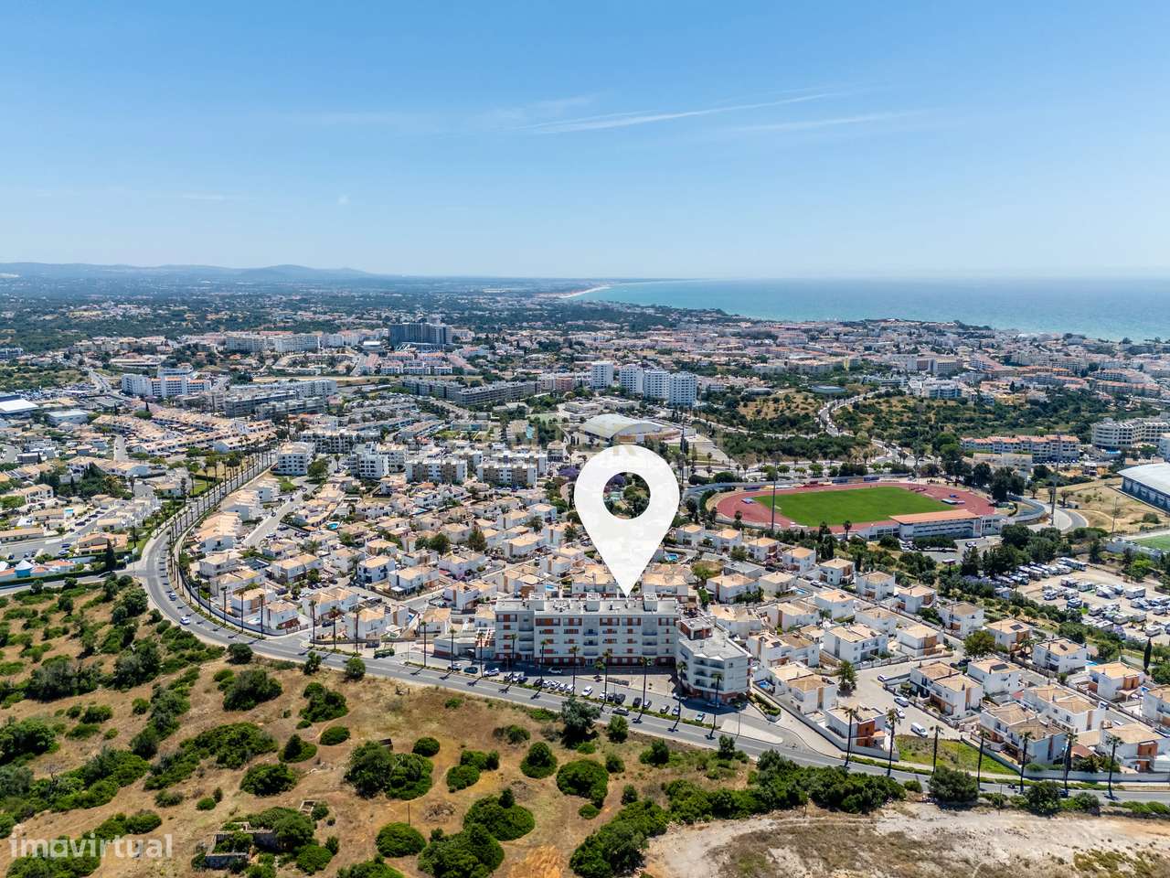 T2 com excelente potencial no Vale de Pedras – Albufeira-26