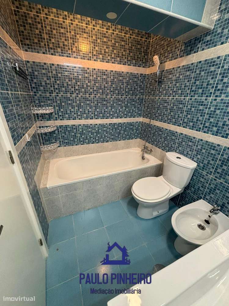 Apartamento T2 Totalmente Remodelado | Rio Tinto-21